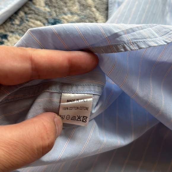 Gucci button down Shirt in light blue with lines of blue and dark red/brown - Picture 13 of 13